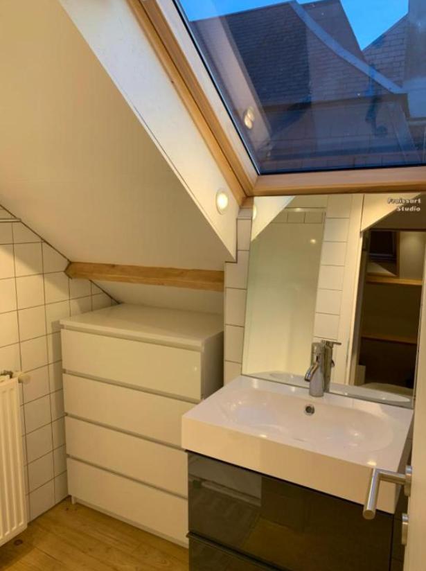 Froissart Loft Et Studio Chimay Exterior photo